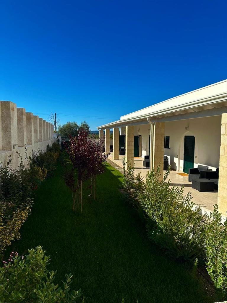Masseria Strada Agriturismo จิโนซา ภายนอก รูปภาพ