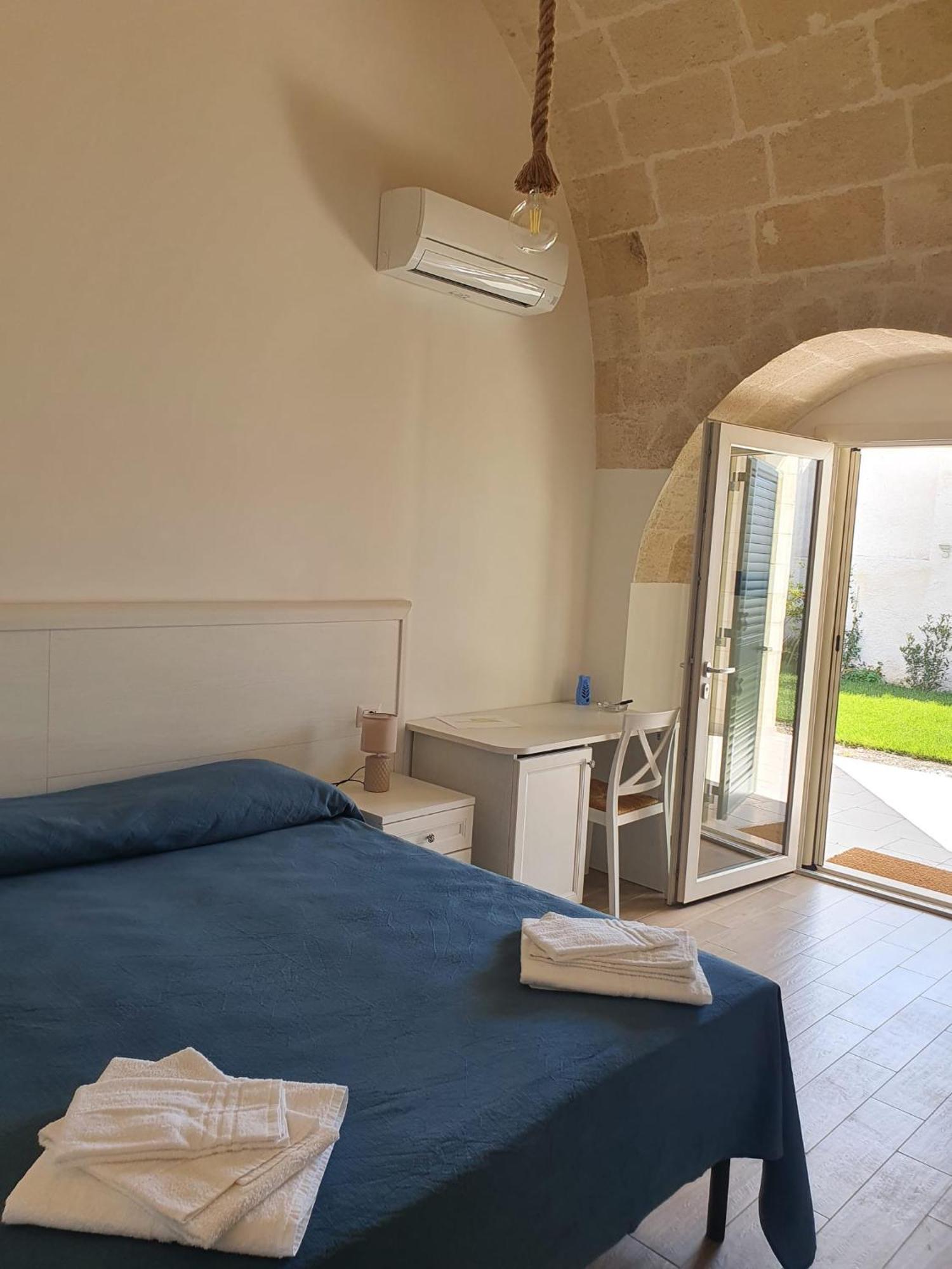 Masseria Strada Agriturismo จิโนซา ภายนอก รูปภาพ